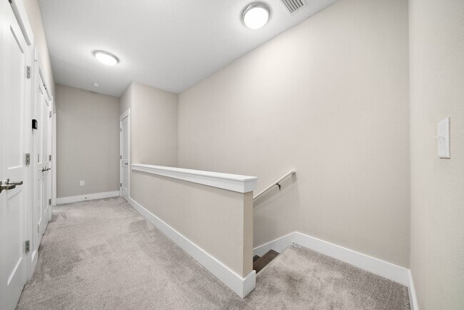 Building Photo - 222 N Sand Palm Rd