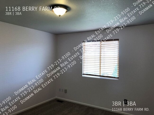 Building Photo - 11168 Berry Farm Rd