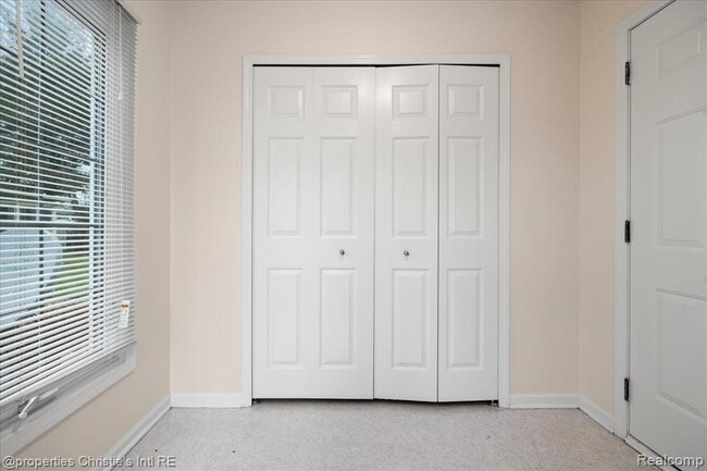 Building Photo - 37447 Stonegate Cir