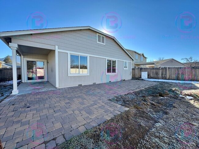 Building Photo - South Meadows 3-Bedroom 2 Bath Home New paint and Carpet Mt. Rose Views & Covered Patio
