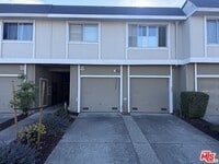 Building Photo - 3755 Radburn Dr