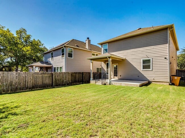 Building Photo - 9011 Pin Brush Dr