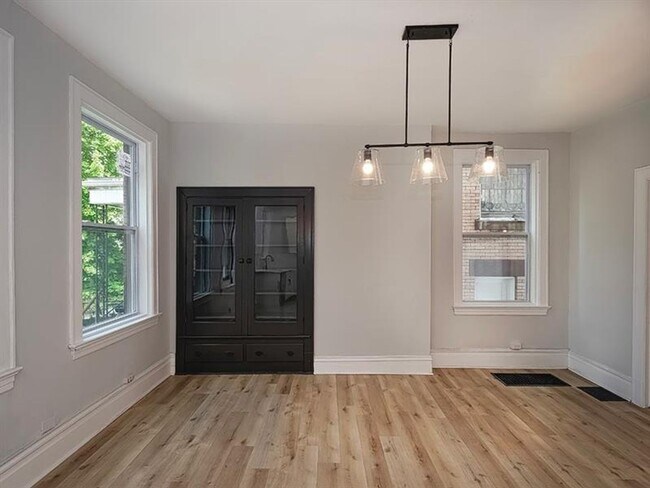 Building Photo - Stately Luxury Living in Schenley Heights ...