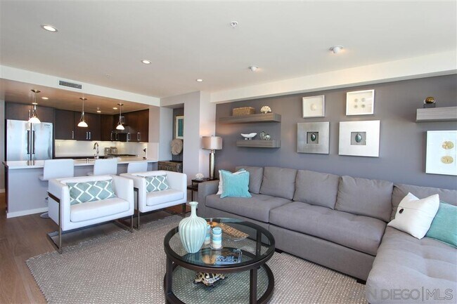 Building Photo - 6722 Vista Del Mar Ave
