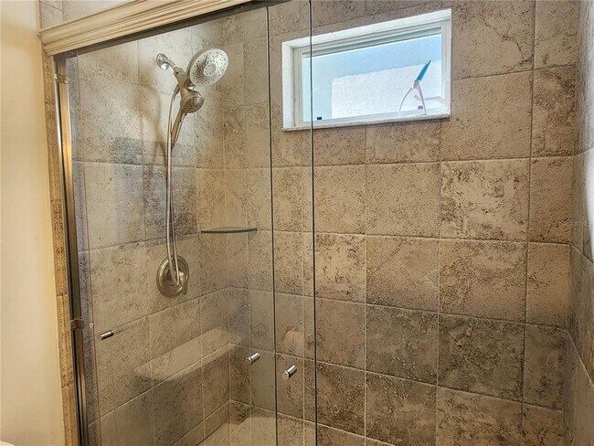 Building Photo - 6503 Fairway Gardens Dr