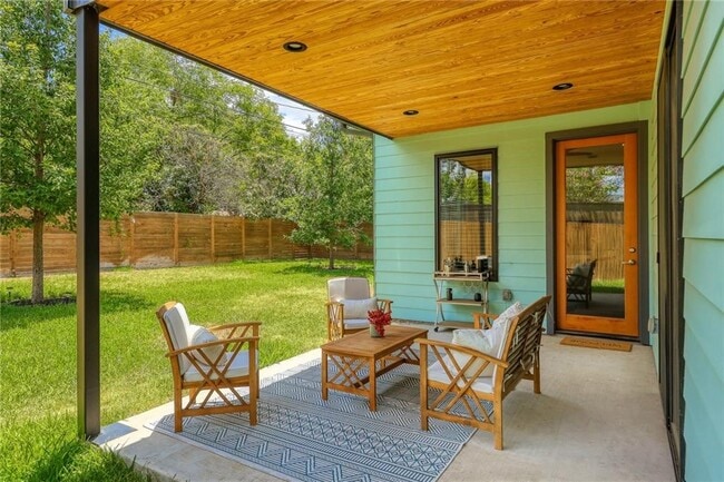 Building Photo - 7813 Mullen Dr