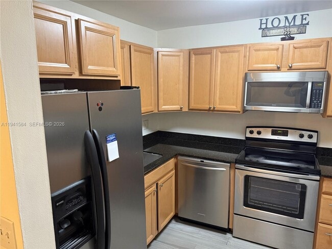 Building Photo - 8620 SW 149th Ave