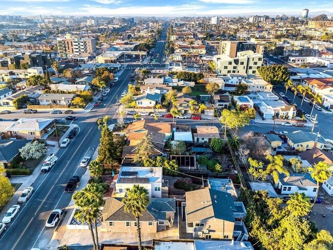 Building Photo - Beautiful Modern Home in the heart of North Park/Hillcrest/University Heights