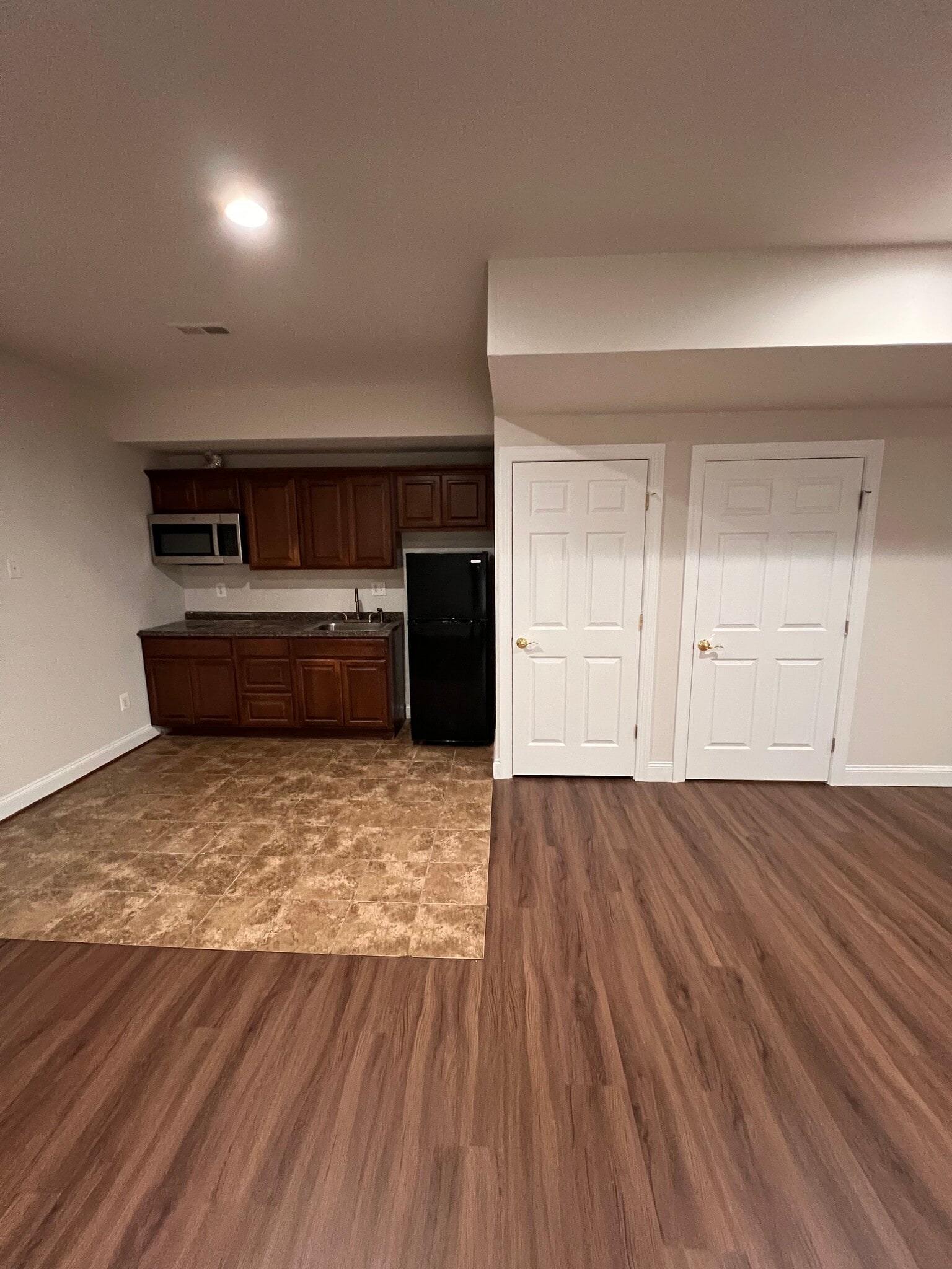 Building Photo - 9526 Parsonage Ln