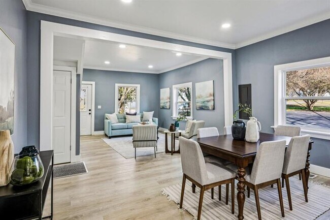 Building Photo - 1504 Hardin Ave