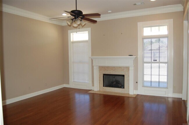 Building Photo - 108 Crenshaw Ct