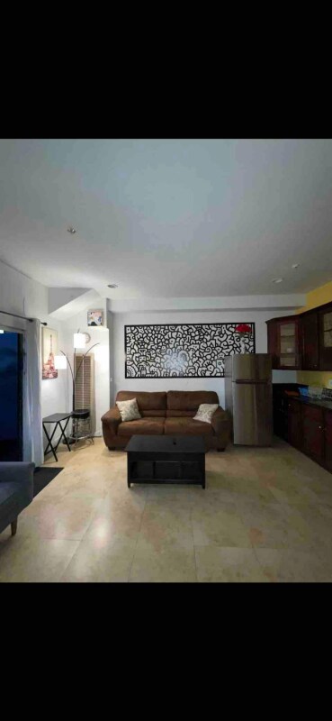 Building Photo - 2425 Hunter St