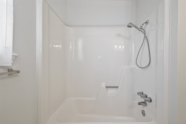 Building Photo - 3414 Lemon Tree Ln