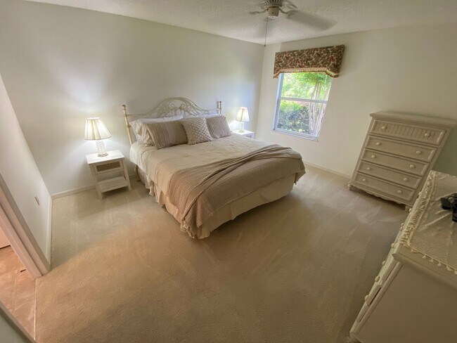 Building Photo - Beautiful 3 + 2 Fully Furnished/Turnkey AN...