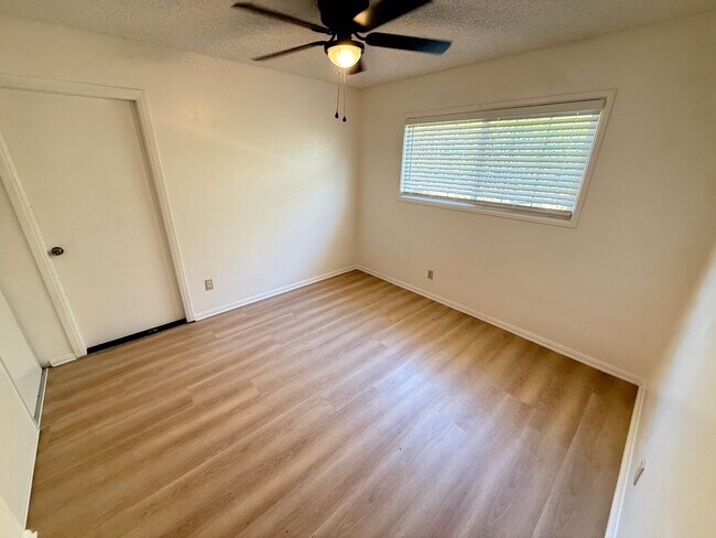 Building Photo - COMING SOON! 4-Bedroom Single-Story Home i...
