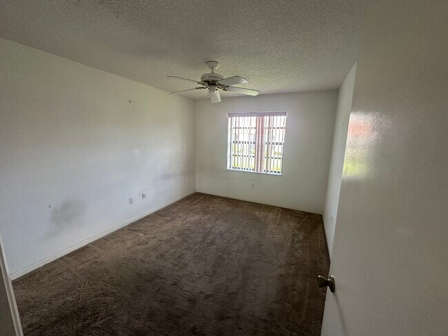 Building Photo - 5179 Europa Dr