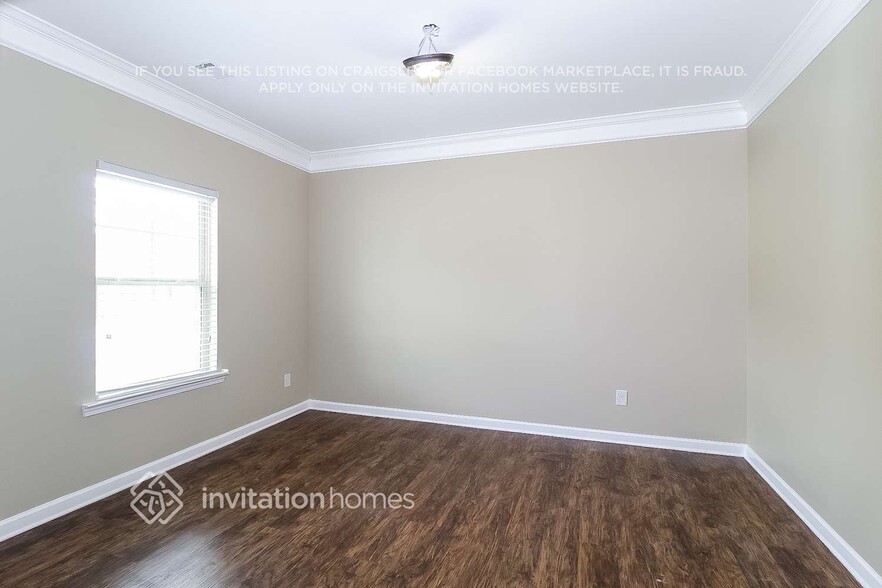 Building Photo - 4303 Violet Way Ct