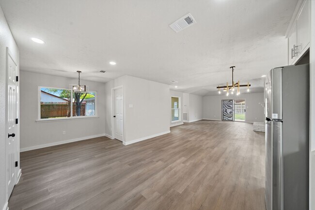 Building Photo - 12414 Aste Ln