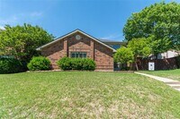 Building Photo - 4405 Ballinger Dr