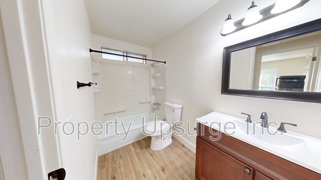 Building Photo - 59 Mina Ave