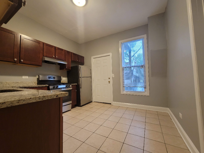 Building Photo - 6606 S Evans Ave