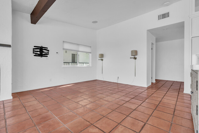 Building Photo - 3426 S Carolina St