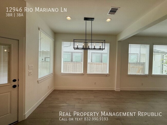 Building Photo - 12946 Rio Mariano Ln
