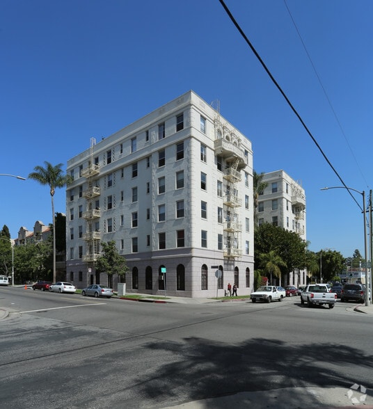 Primary Photo - 3333 W. 4th St.