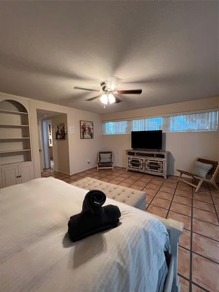 Building Photo - 4620 NE 25th Ave