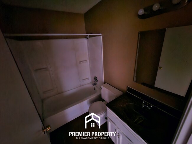 Building Photo - 6386 Midsummer Way