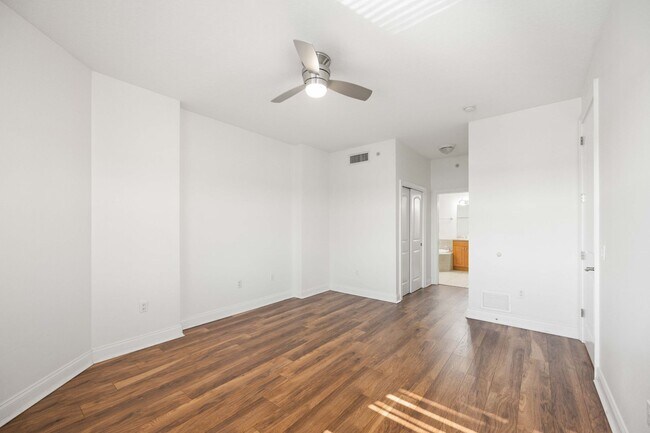 Building Photo - 606 Riviera Dunes Way