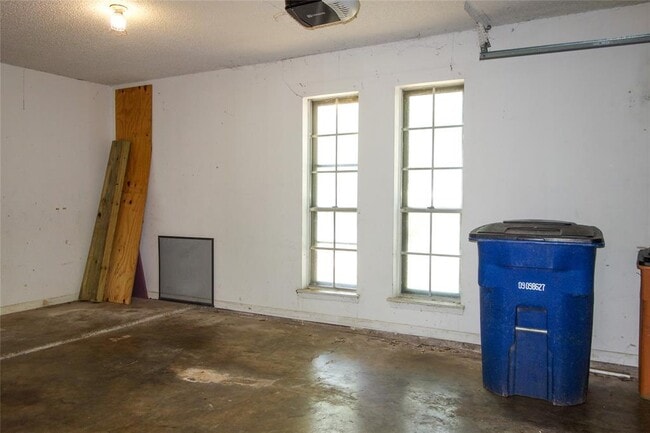 Building Photo - 1416 Cardinal Hill Dr