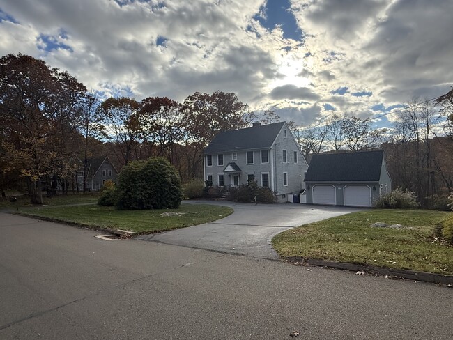 Primary Photo - 113 Flat Rock Rd