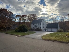 Building Photo - 113 Flat Rock Rd
