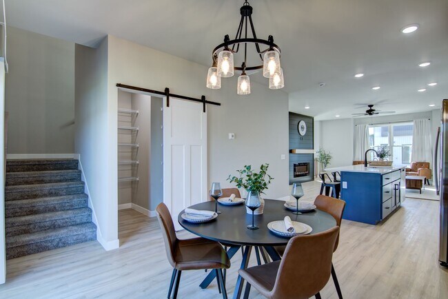 Building Photo - 2537 Otter Creek Trail