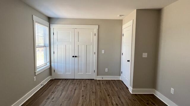 Building Photo - 2506 Villa Dr