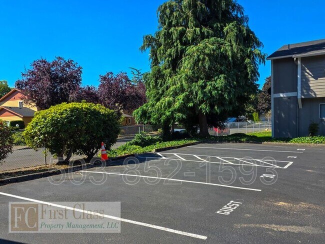 Building Photo - 1380 NE 186th Ave