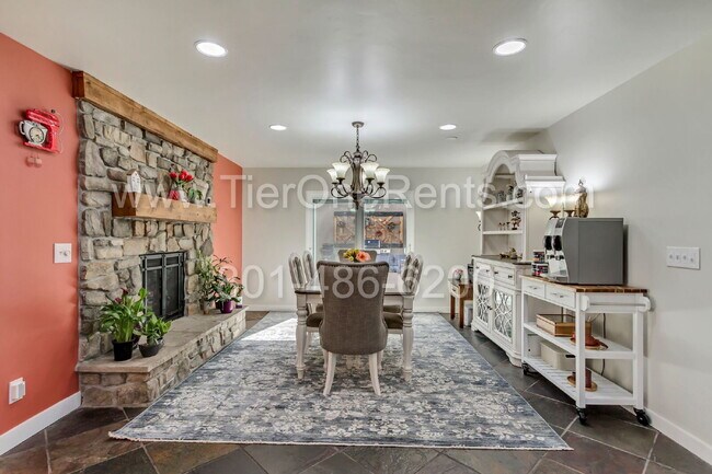 Building Photo - This property offers a NO DEPOSIT option a...