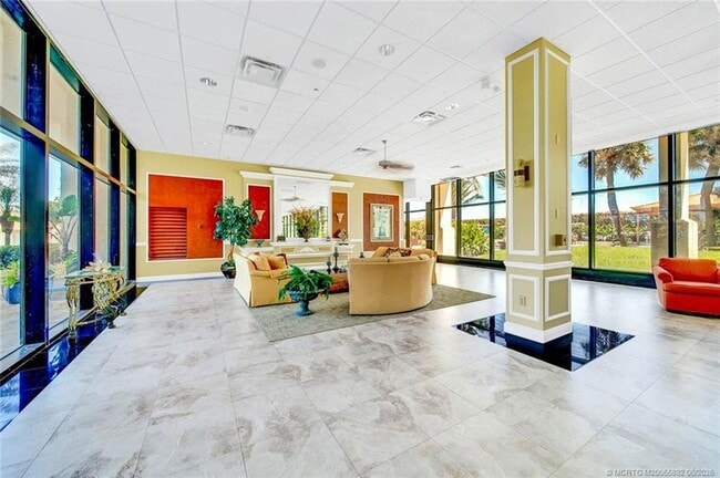 Building Photo - 10410 S Ocean Dr