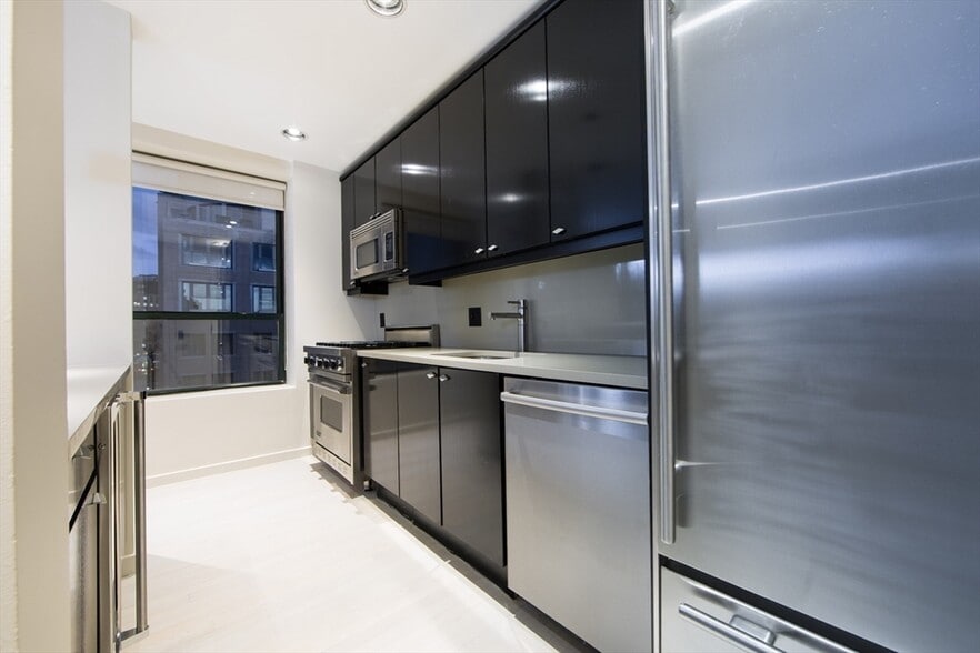 *Pictures are representative samples of the advertised unit. In some cases, the actual units you tou - 761 Boylston St