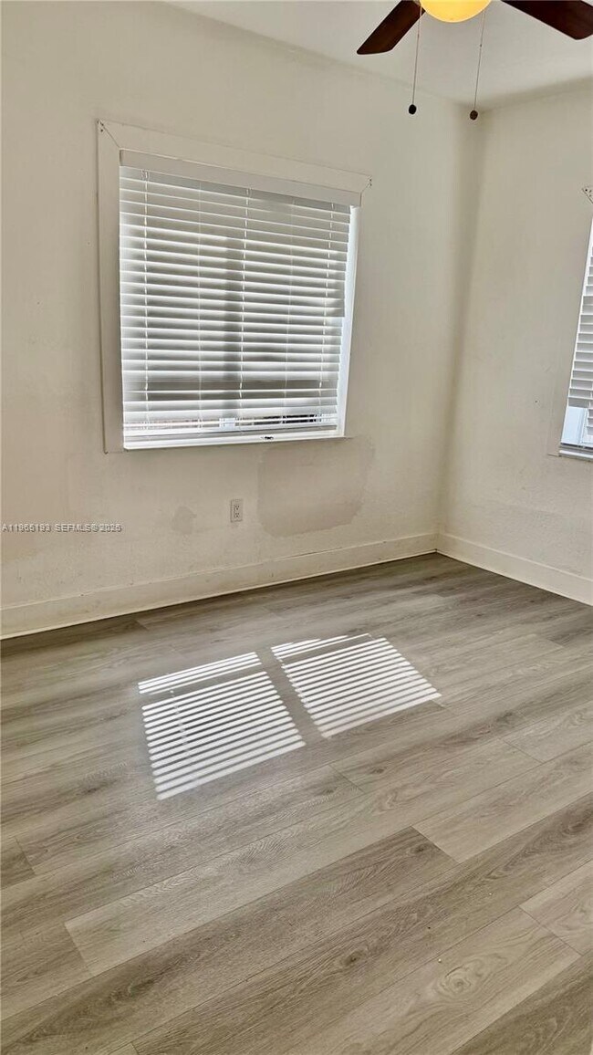 Building Photo - 2238 NW 5th St