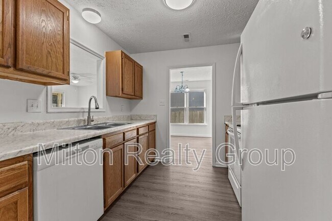 Building Photo - 1521 Kara Ct