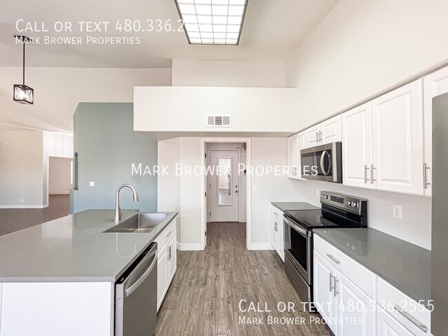 Building Photo - 8741 W Port Au Prince Ln