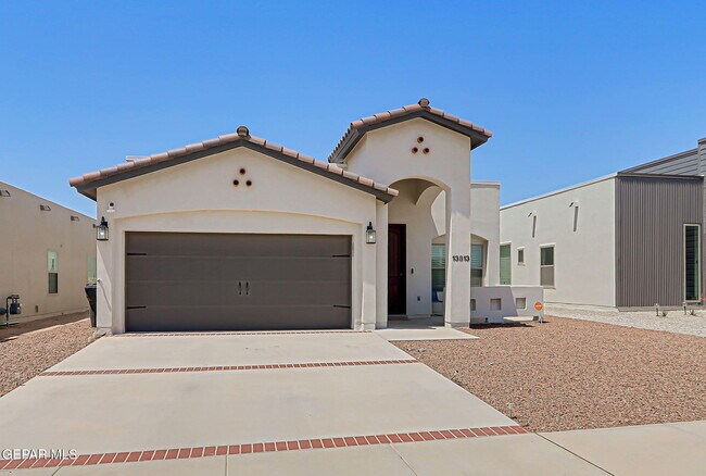 Building Photo - 13813 Summer Story Ave