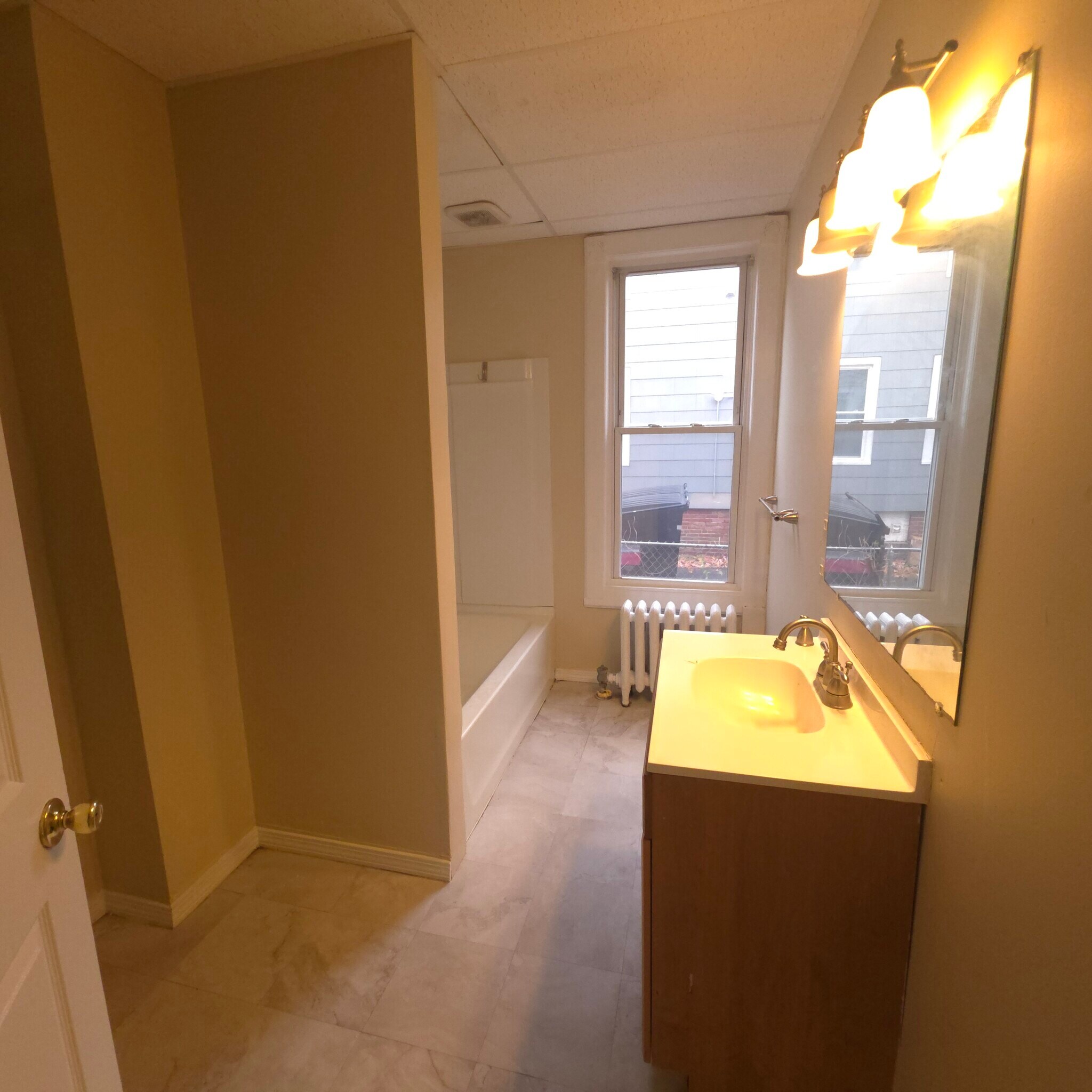 Building Photo - 121 Northampton Ave