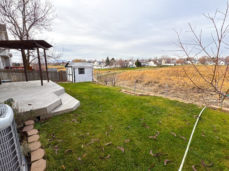 Building Photo - 1075 E Pheasant View Dr