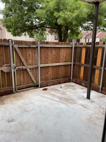 Building Photo - 220 Samuel Blvd