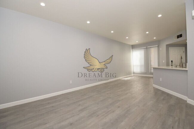 Building Photo - 7155 S Durango Dr