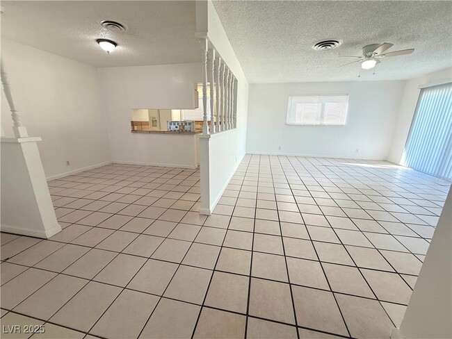 Building Photo - 5804 Jerry Dr