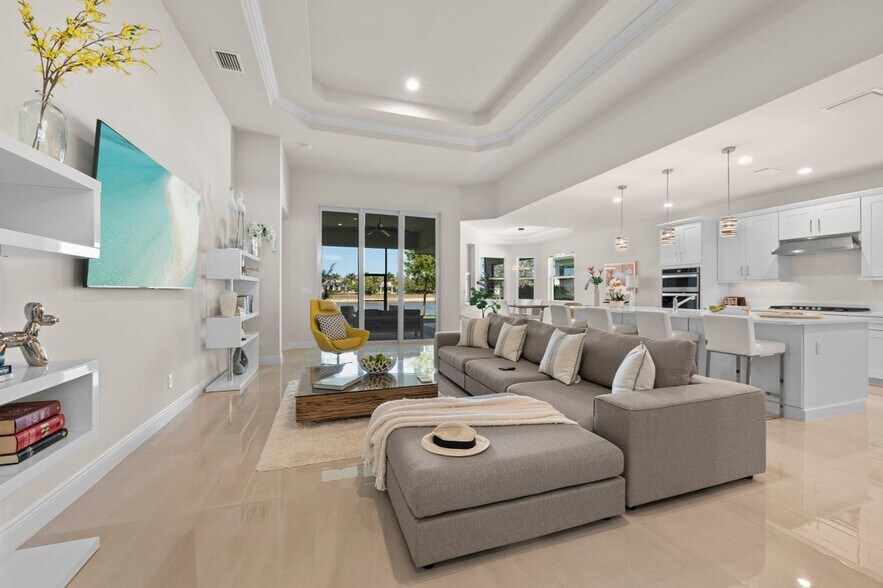 Building Photo - 8897 Redonda Dr